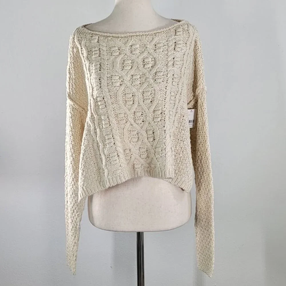 FREE PEOPLE  changing tides cropped sweater Sz XS NEW